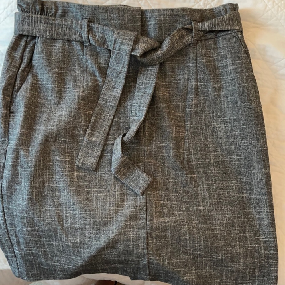 Loft light weight skirt size 12